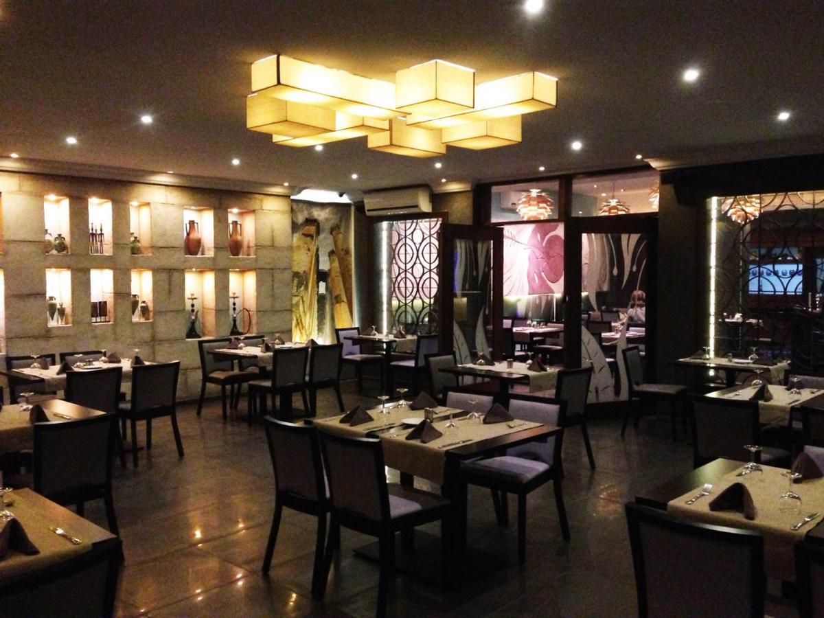 Hotel & Restaurant Farid Dakar Exteriér fotografie